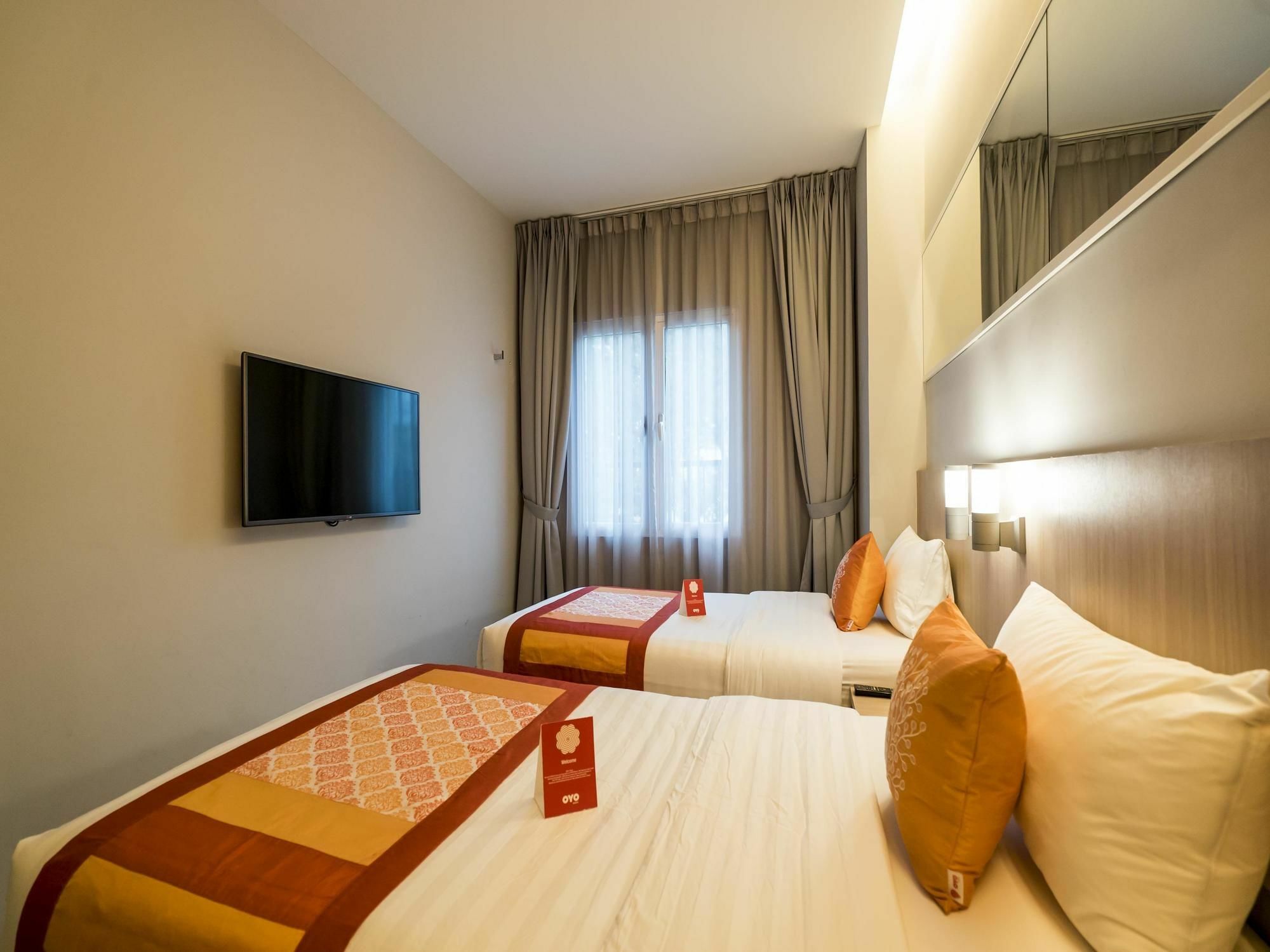 Oyo 279 Orange Premier Hotel Kuala Lumpur Exterior photo